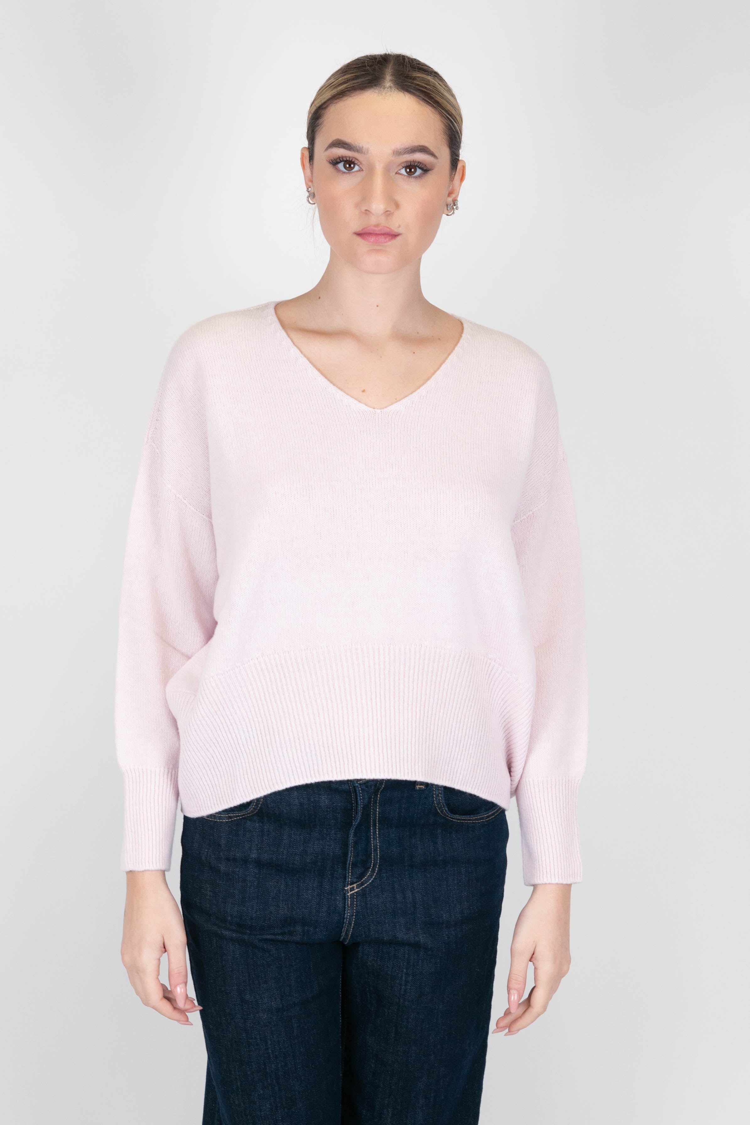 Tensione in - Maglia con scollo a v in misto cashmere