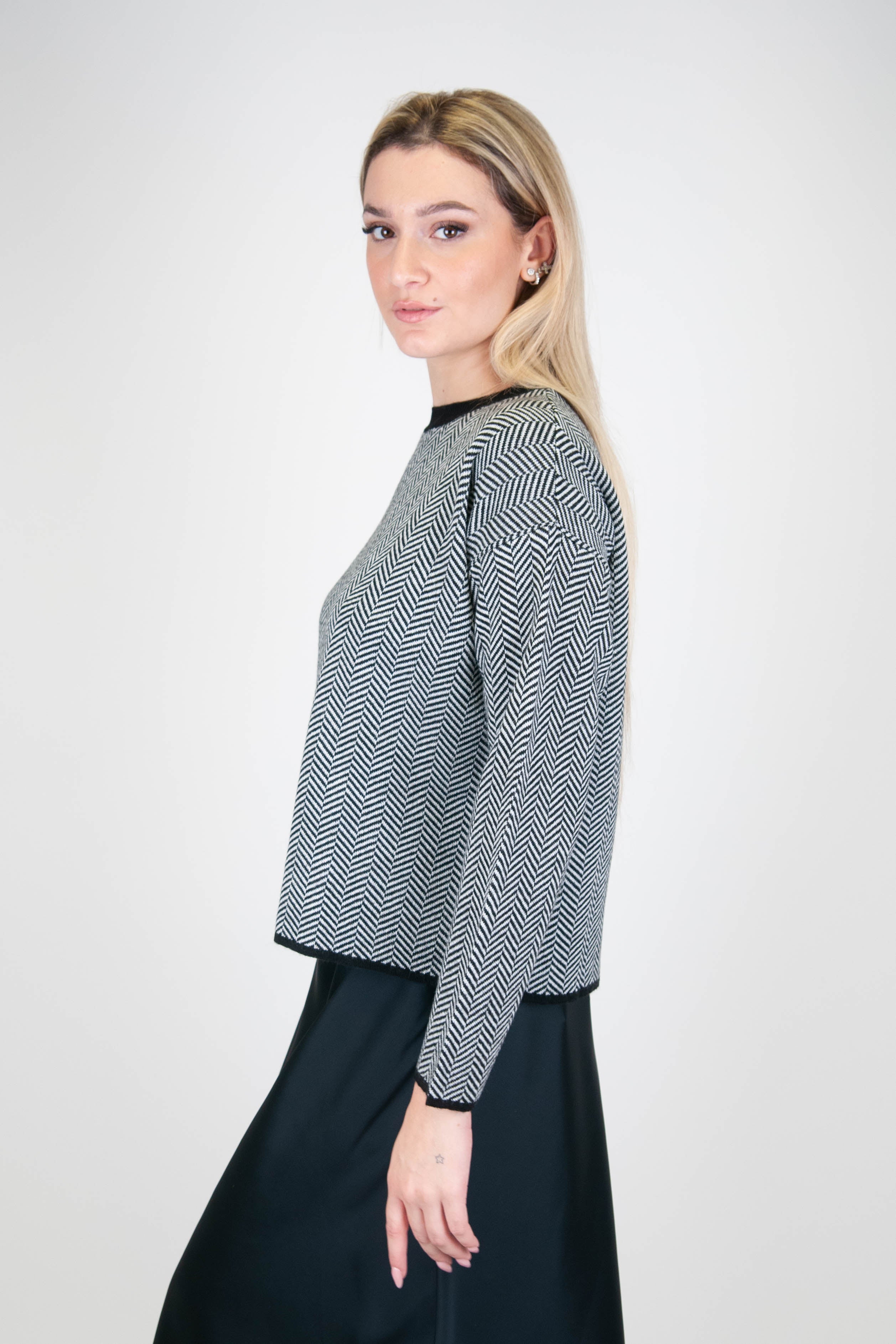 Tension in - Herringbone pattern crew-neck sweater in wool blend