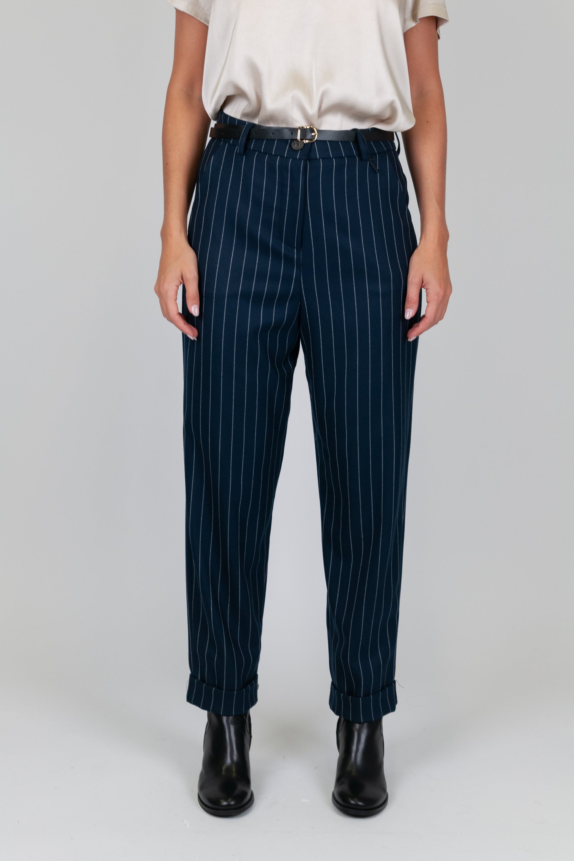 Tension in - Pinstriped trousers