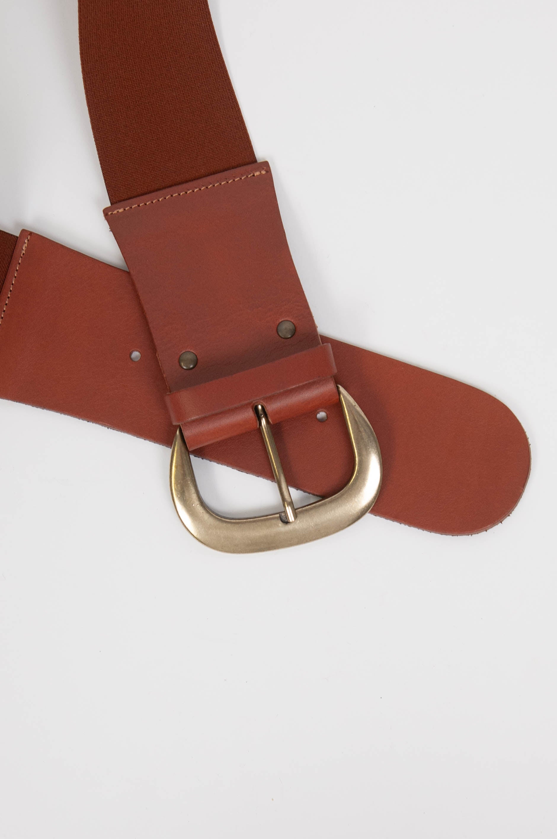Tensione in - Cintura in vera pelle Made in Italy con fibbia in metallo