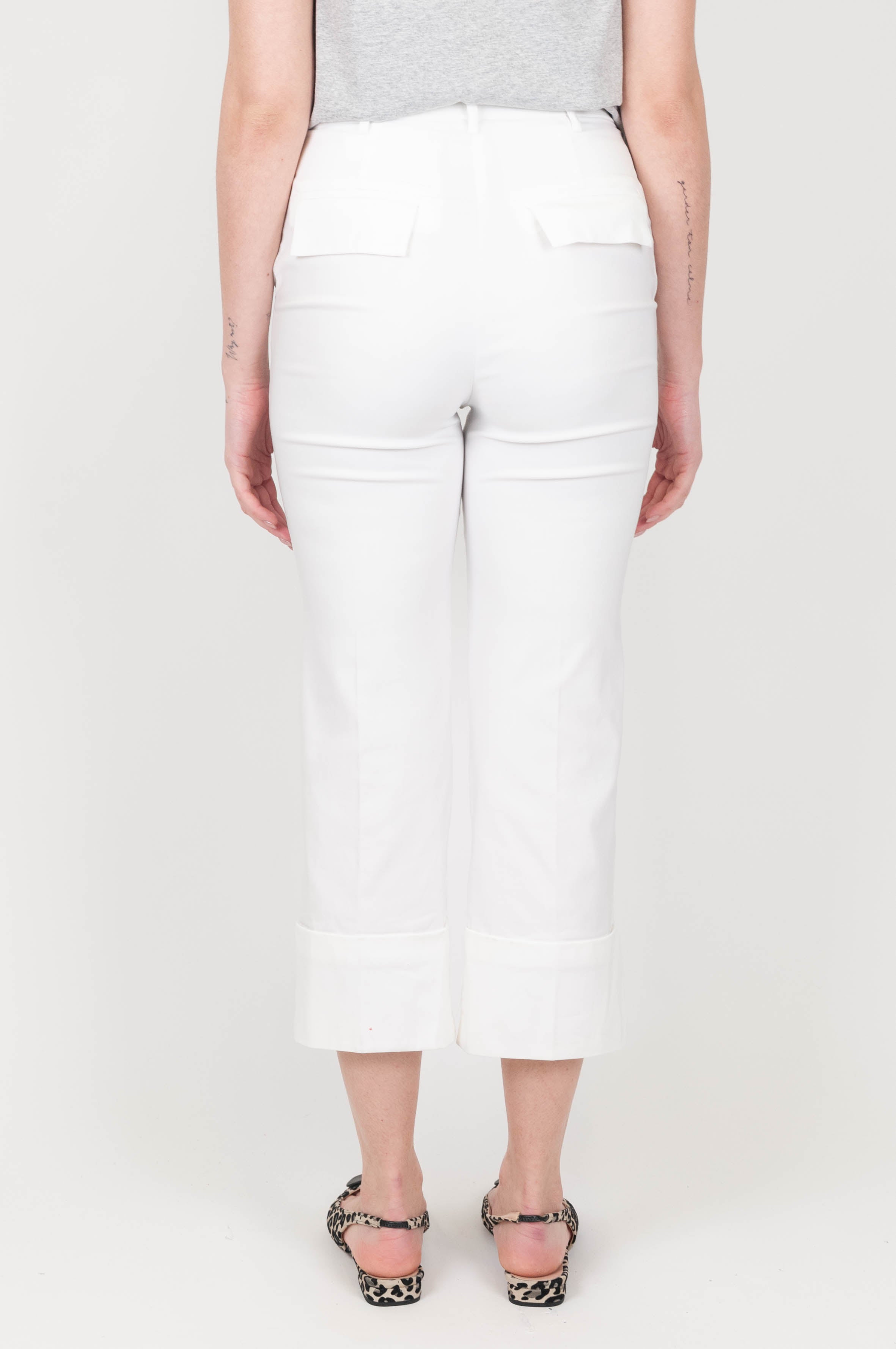 Kontatto - Pantalone regular con risvolto sul fondo